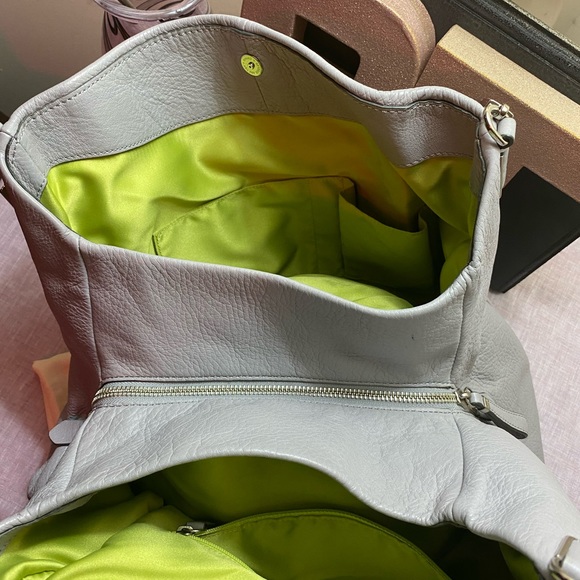 Coach Shoulder Bag - Picture 5 of 7